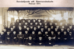 Bilde av Sandefjord offentlige sjømannskole 1917